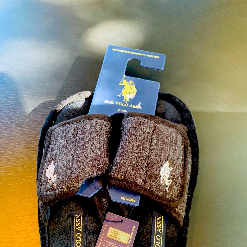 NWT slippers
